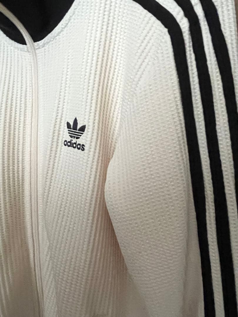 【adidas】アディカラーワッフルクラシックトラックトップXS