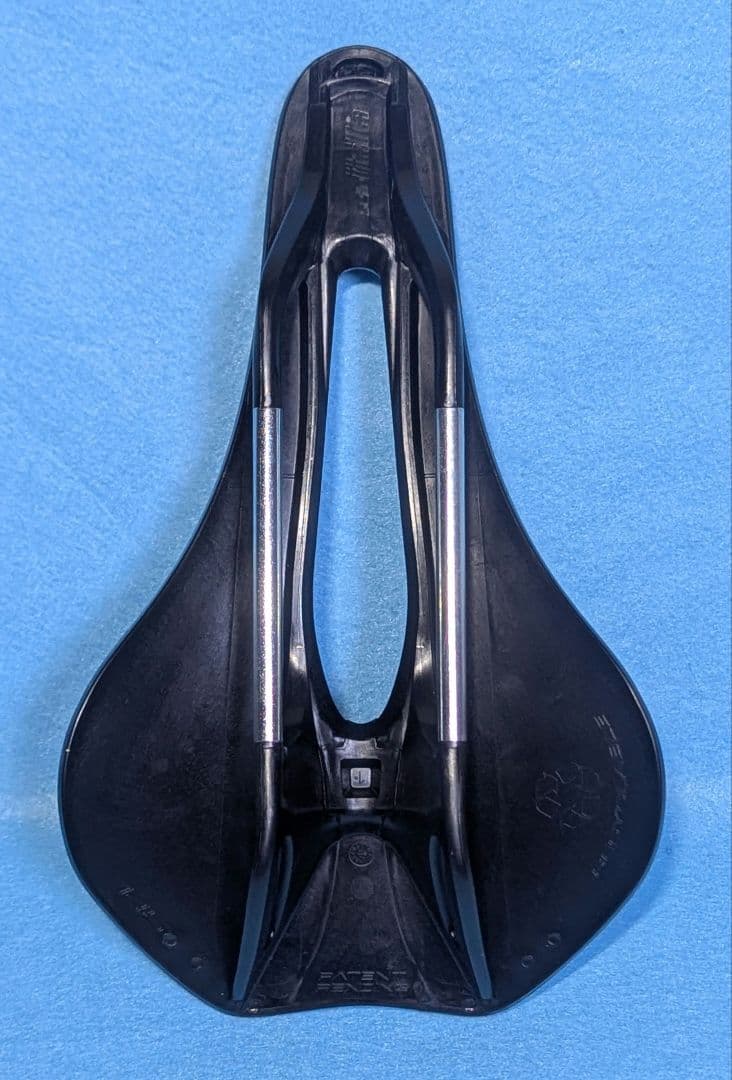 Selle Italia ModelX スーパーフロー　サドル