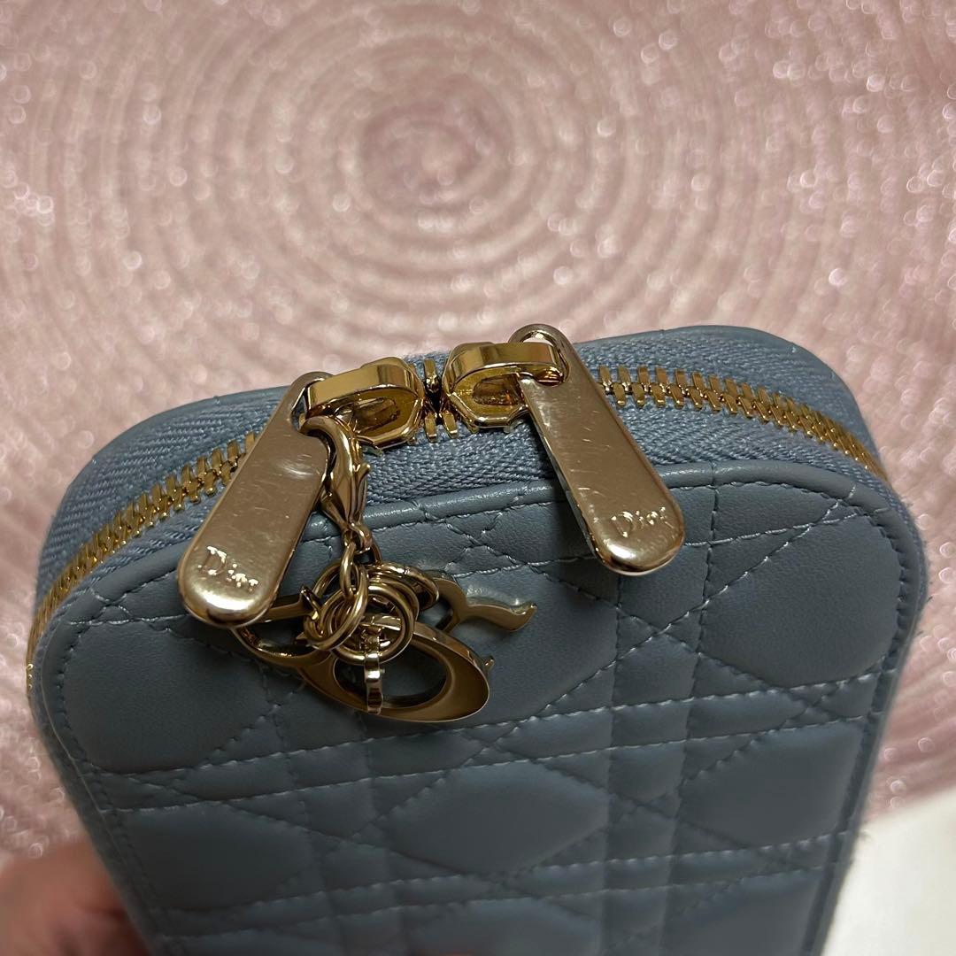 Lady Dior Call'in Dior フォンホルダー ブルーグレー