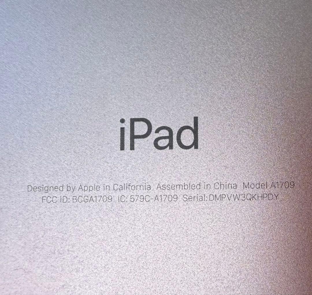 iPad Pro10.5インチ256GBローズゴールドA1709キーボード付き