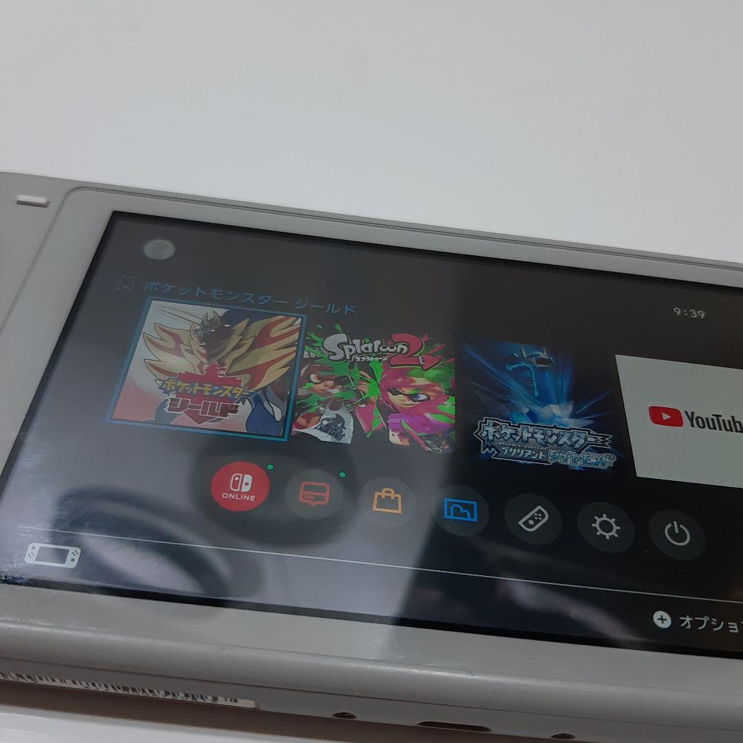 Switch right 限定ポケモン　ザシアン・ザマゼンタ