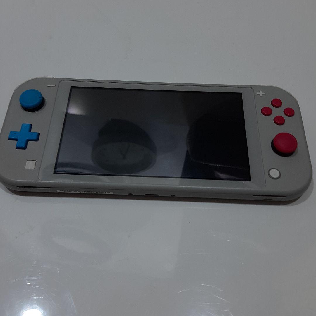 Switch right 限定ポケモン　ザシアン・ザマゼンタ