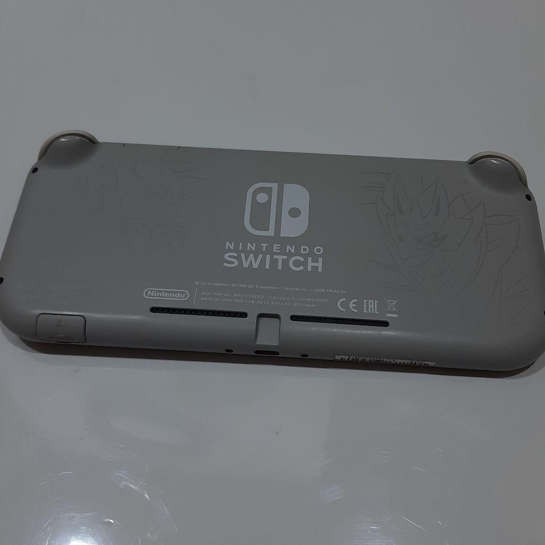 Switch right 限定ポケモン　ザシアン・ザマゼンタ
