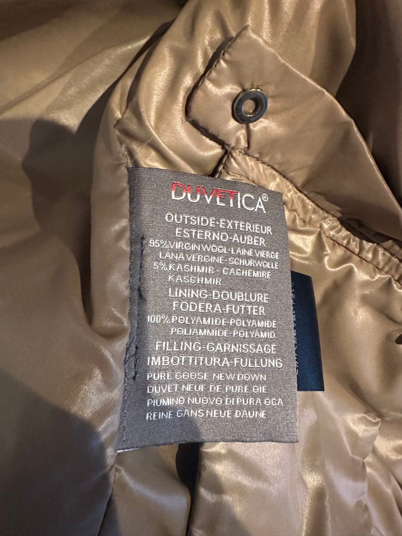 デュベティカ　フード付きダウンベスト　グレー　サイズ40