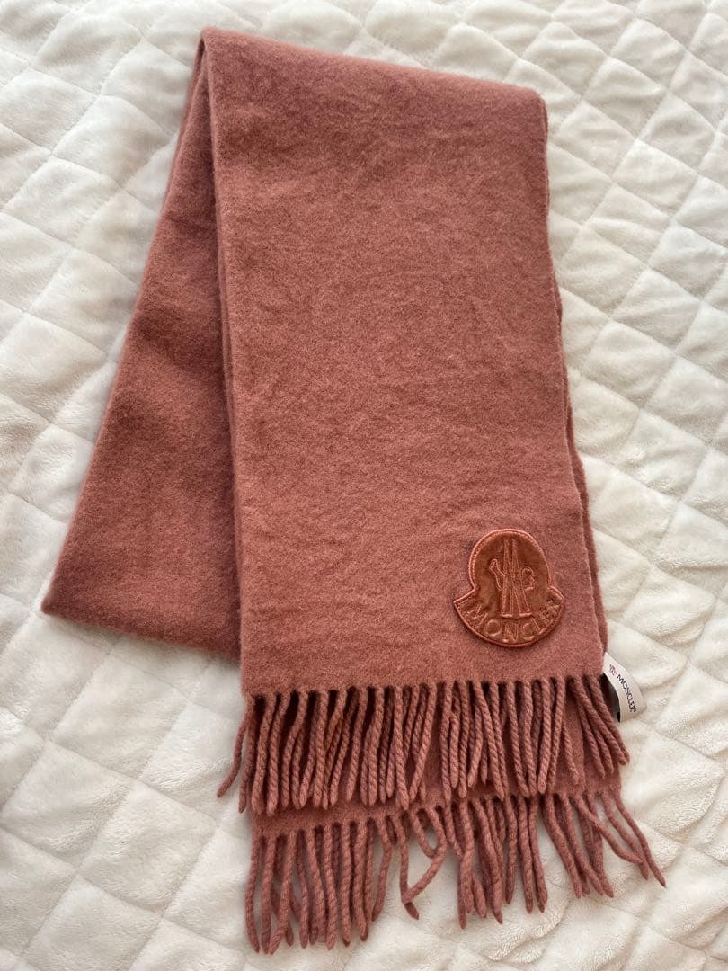 MONCLER ピンク ウール マフラー フリンジ付き