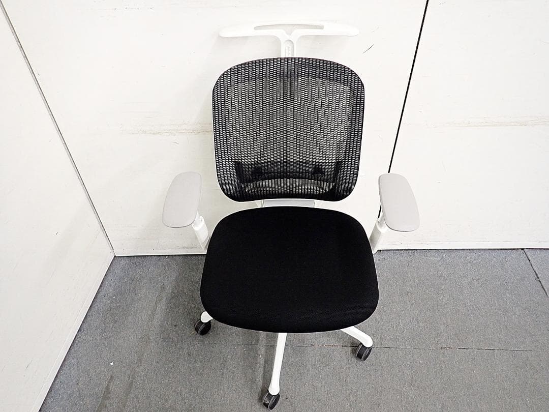 オカムラ　シルフィチェア　22-1704