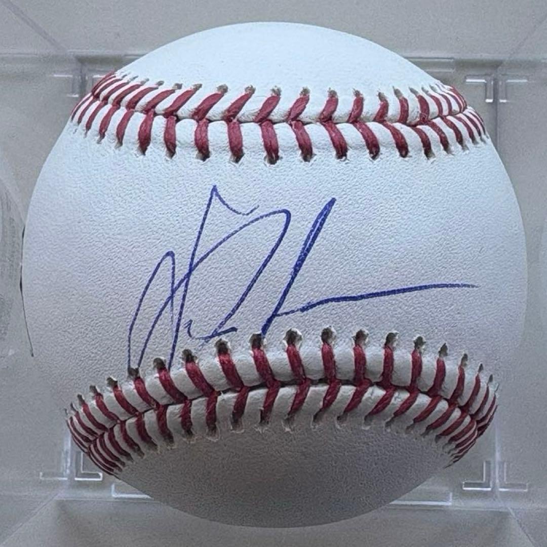 MLB 山本由伸 サインボール