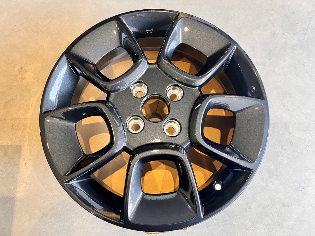 新品　アルミホイール16×5J 4H 100PCD+40 4本 クロスビー　2本