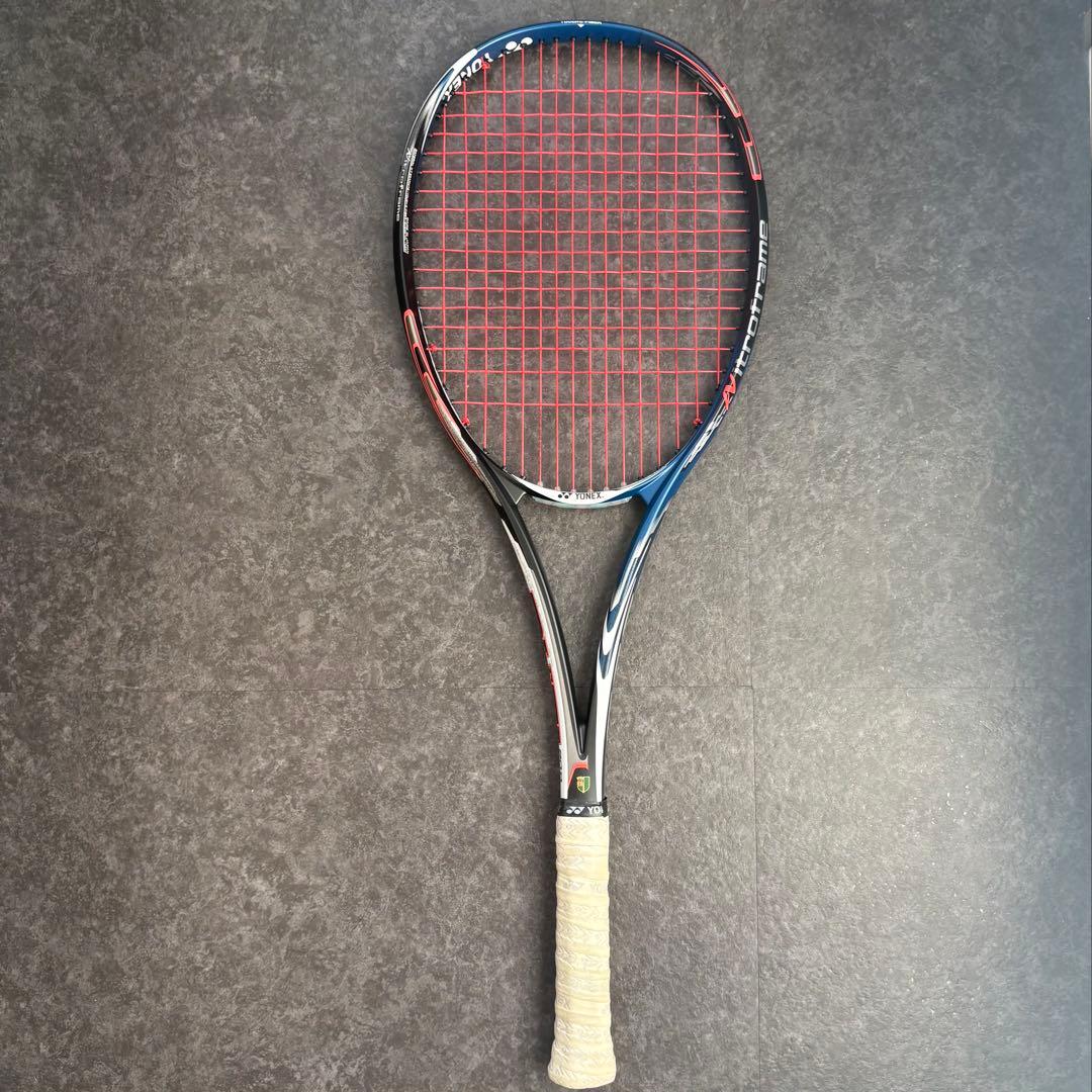 カバー付き　YONEX ネクシーガ 90 　NXG90D-554（18y2m）
