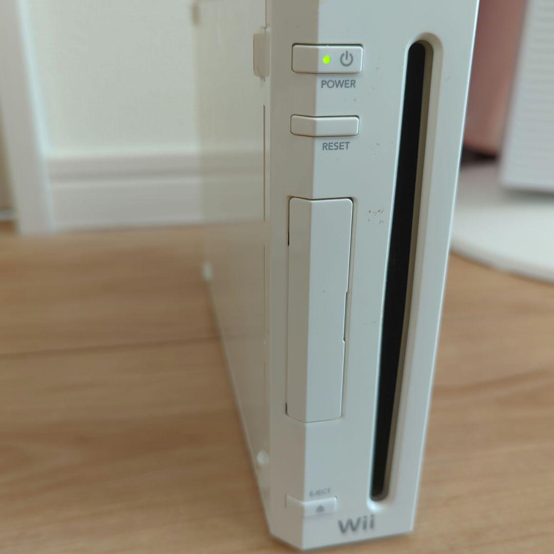 Wii本体＋周辺機器＋ソフト12本セット