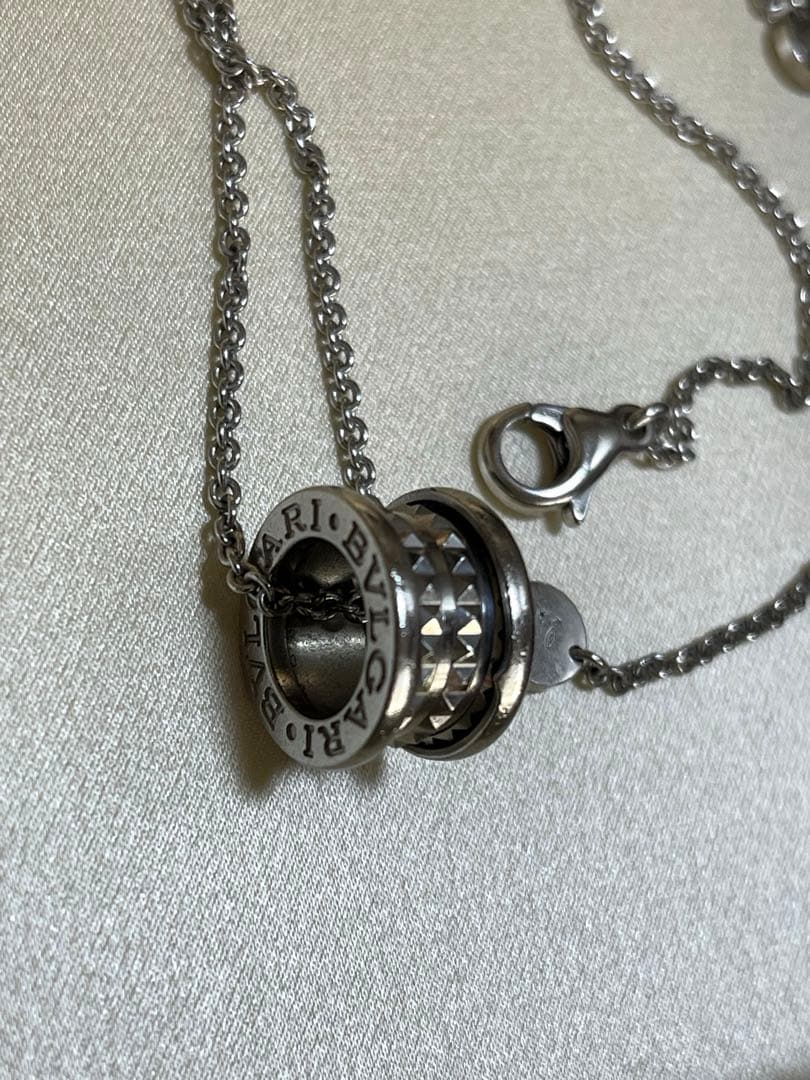 BVLGARI ペンダントネックレス