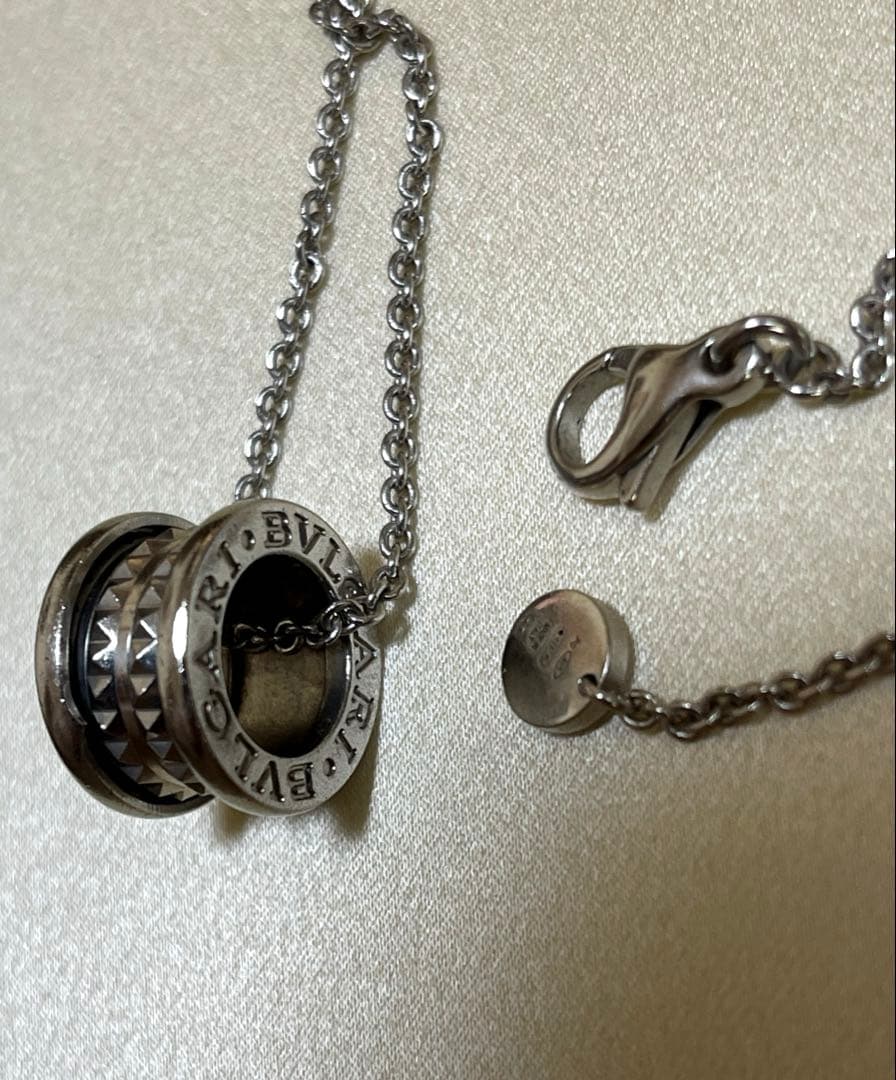 BVLGARI ペンダントネックレス