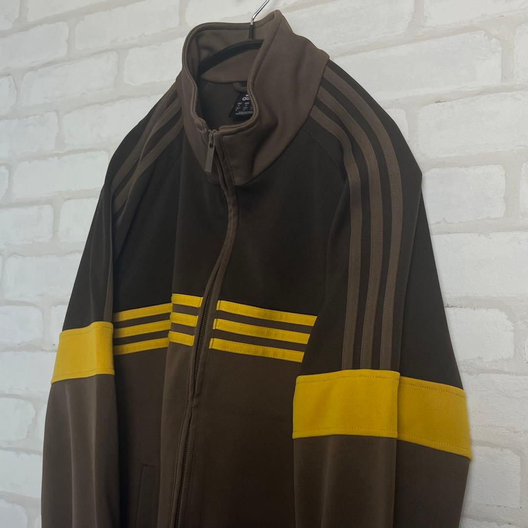 adidas トラックジャケット　ジャージ　XL