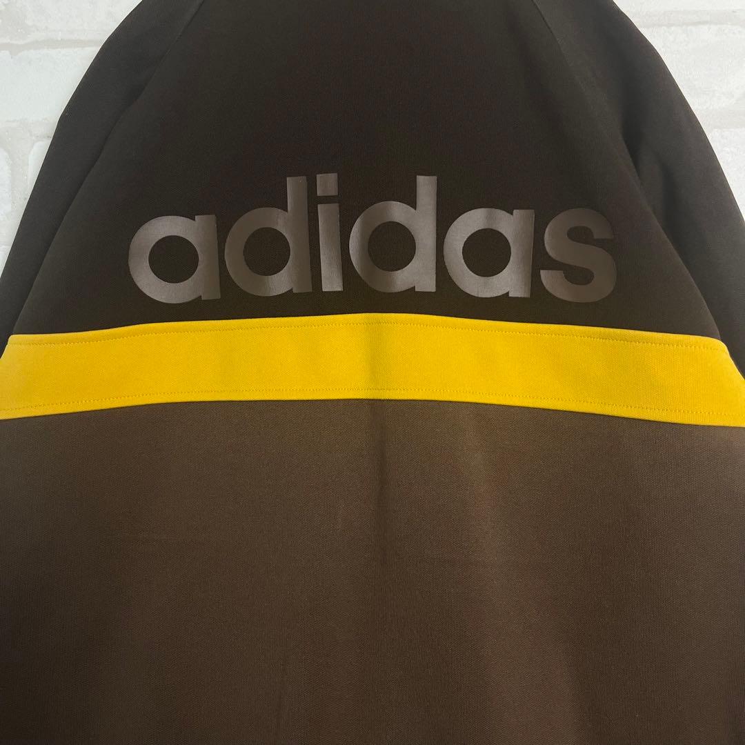 adidas トラックジャケット　ジャージ　XL