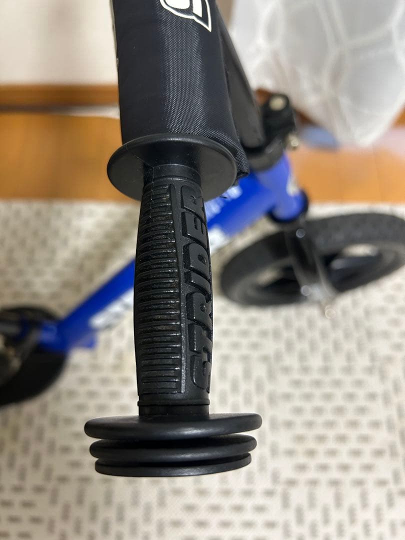 『美品』STRIDER ストライダー12インチ スポーツモデル　青　ブルー