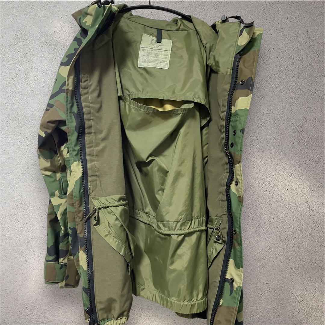 ジャケット・アウター ECWCS WOODLAND CAMO GORE-TEX PARKA L-R