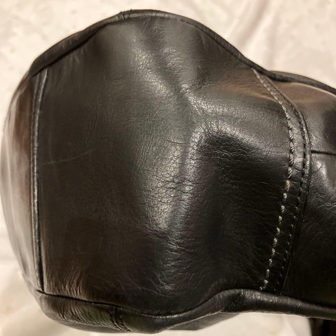 美品　COACH 黒 レザー ワンショルダーバッグ 半月　ストラップ付　保存袋