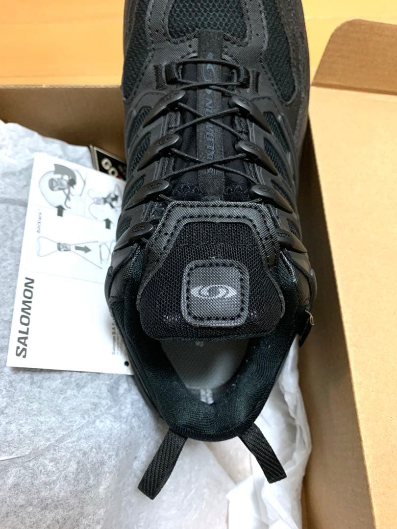 SALOMON ゴアテックススニーカー24cm