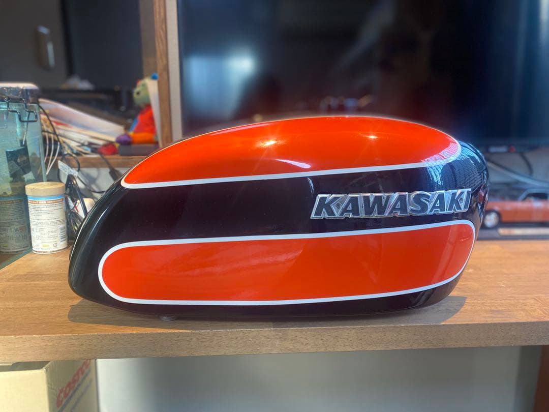カワサキ　w1sa純正タンク