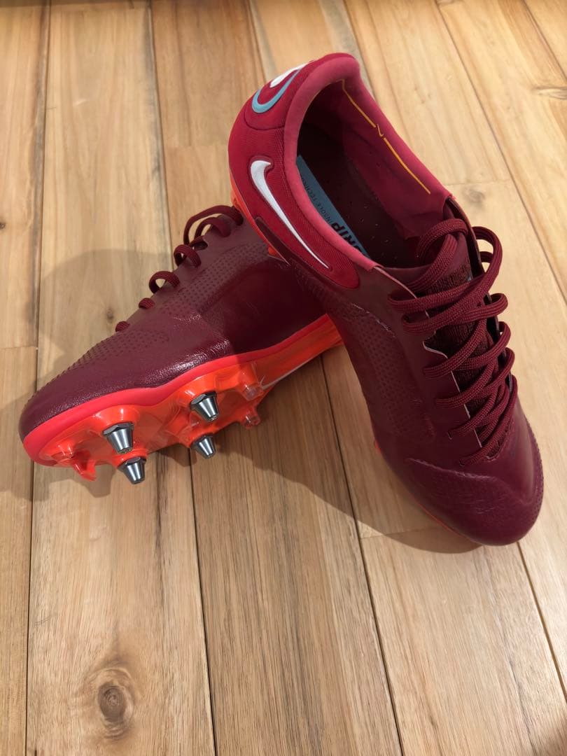 NIKE ティエンポ レジェンド SG