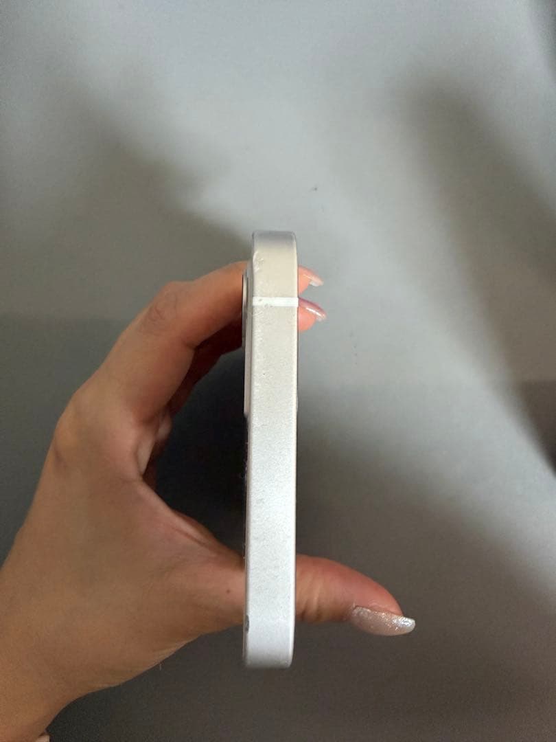 携帯電話本体 iphone12 64GB