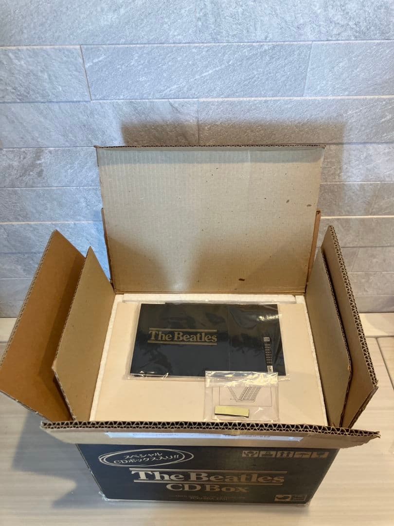 スペシャルCDボックス入り、未開封ビートルズCDボックス