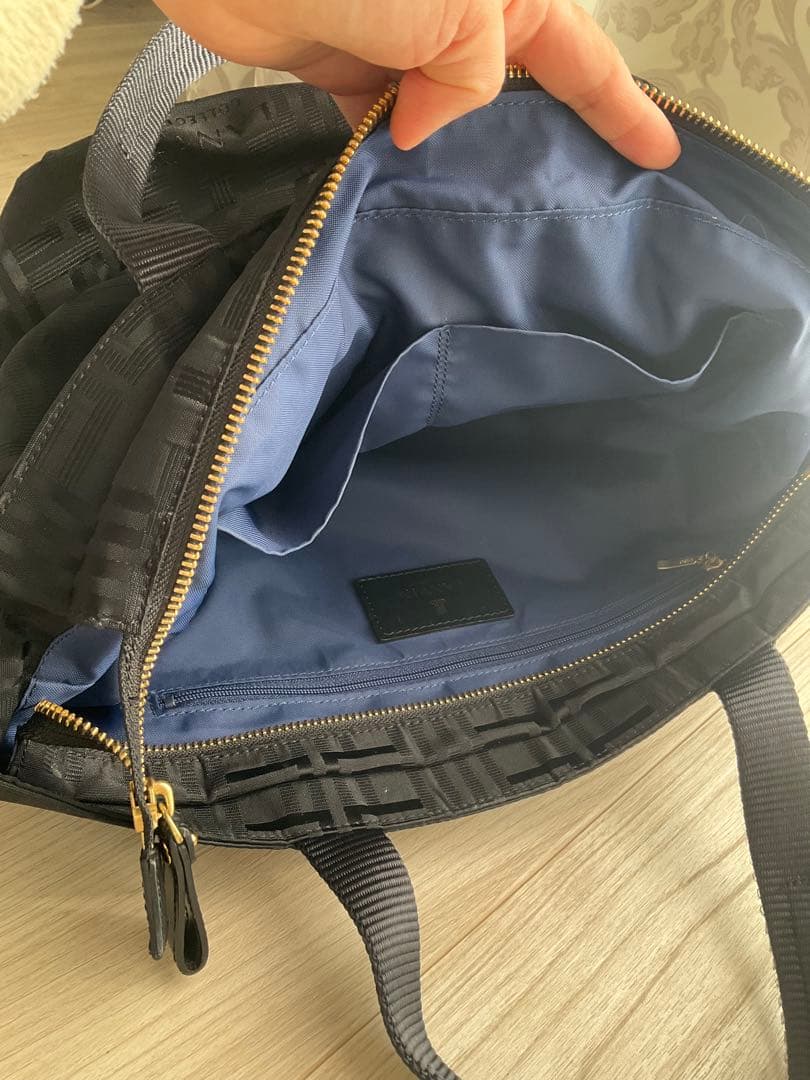 ランバンオンブルー