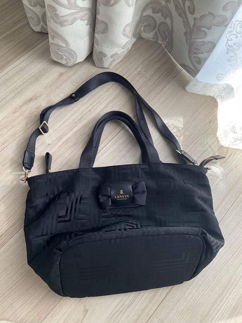 ランバンオンブルー