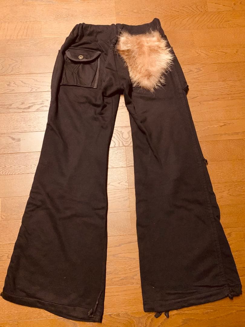 GOA ゴア　ファー付きワイドフレアスウェットパンツ　ブラック　FREEサイズ