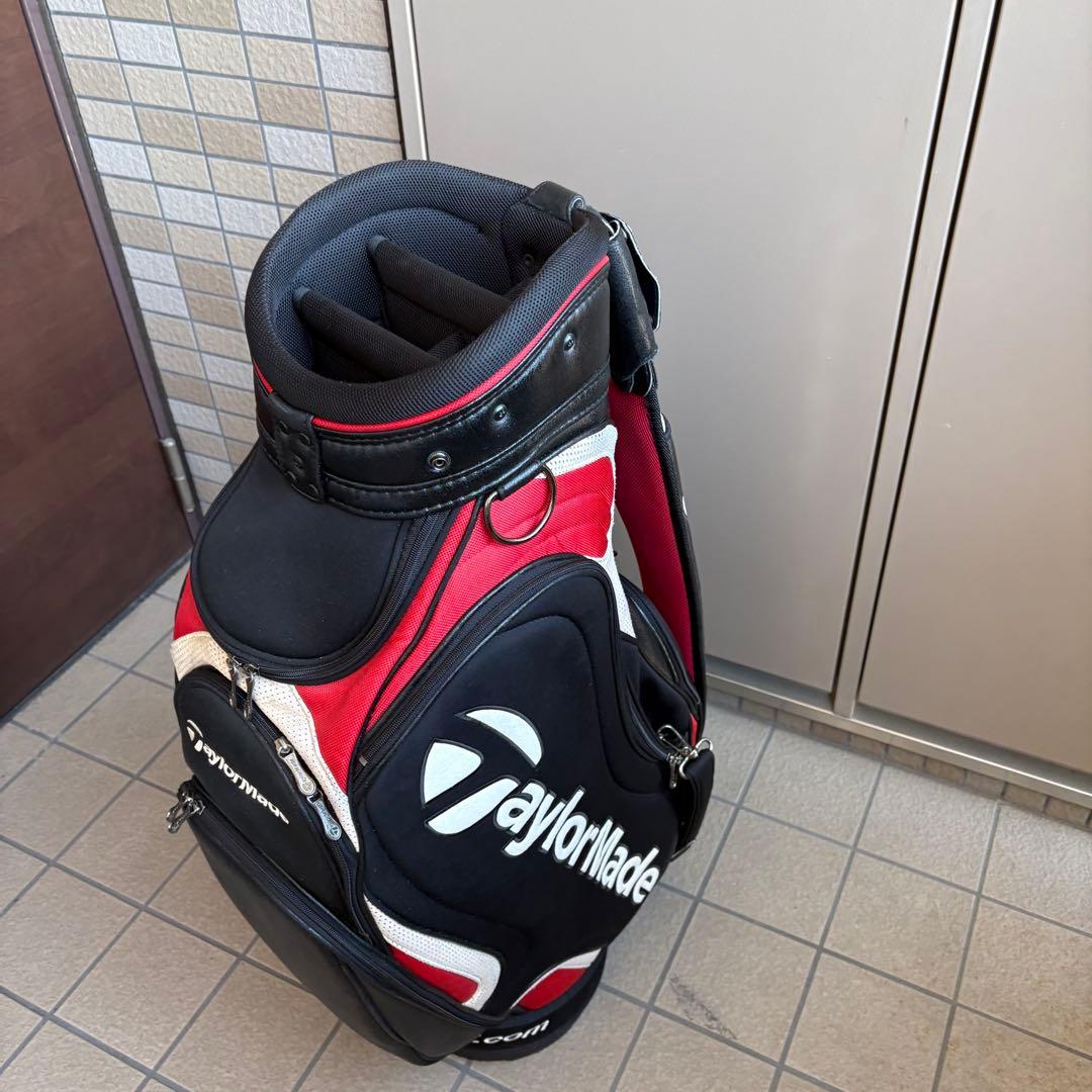 使用感　テーラーメイド 3点式 キャディバッグ 黒/赤 9.5型 6分割　ゴルフ