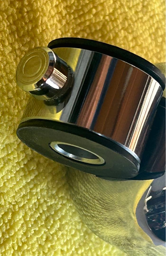 新品　純正ハーレーダビッドソン　クロームショックアブソーバー　97〜FLSTS用