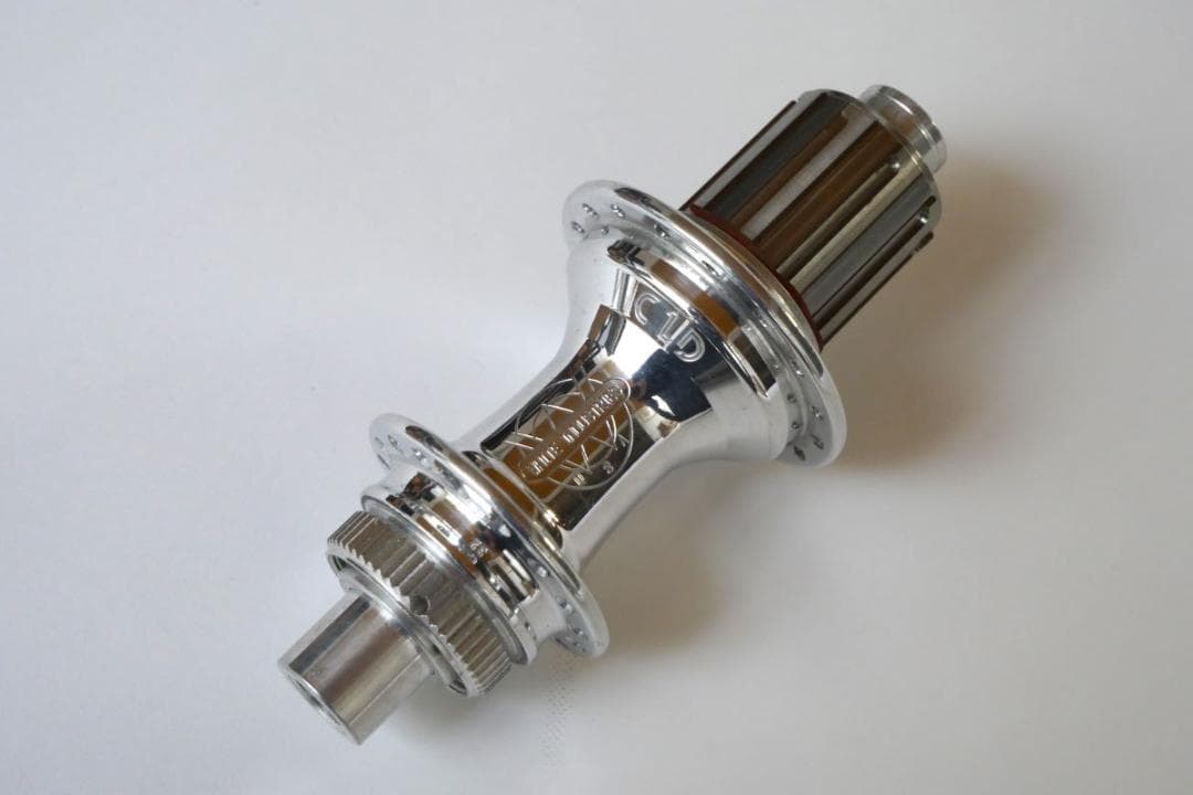 未使用品 ホワイトインダストリーズ CLD ハブ ポリッシュシルバー 32H