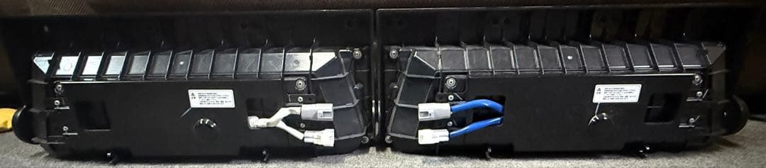 小糸製作所　LED テールランプ クリア　ノーマルターン 3連左右セット計2個