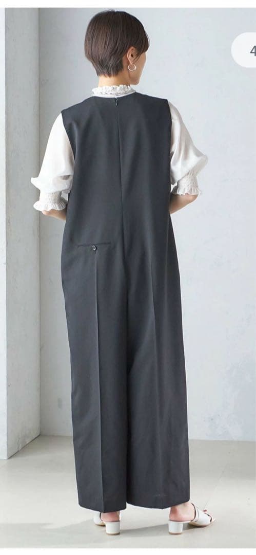 シップス　Vネックオールインワン サロペット　卒業式入学式