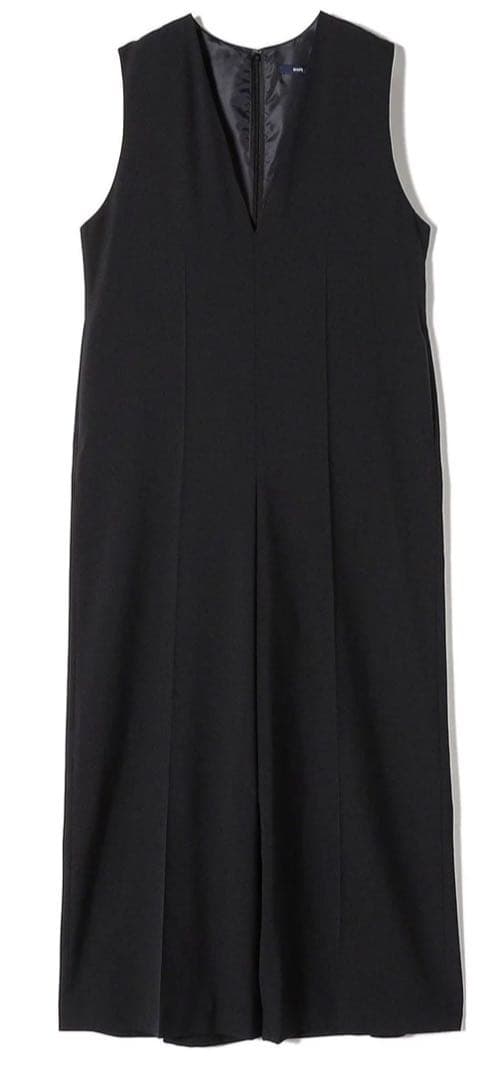 シップス　Vネックオールインワン サロペット　卒業式入学式