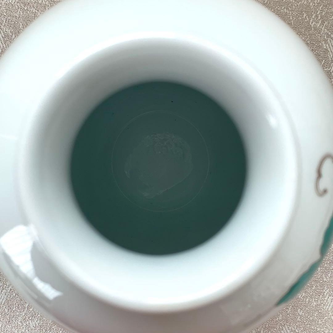 柿右衛門窯 『錦 葡萄文』 花瓶 十三代 酒井田柿右衛門