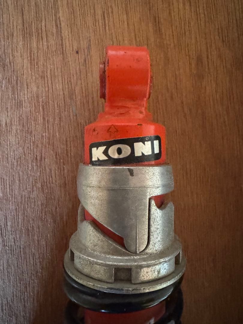 KONI ガス式ショックアブソーバー激レア 動作には問題ないと思います。
