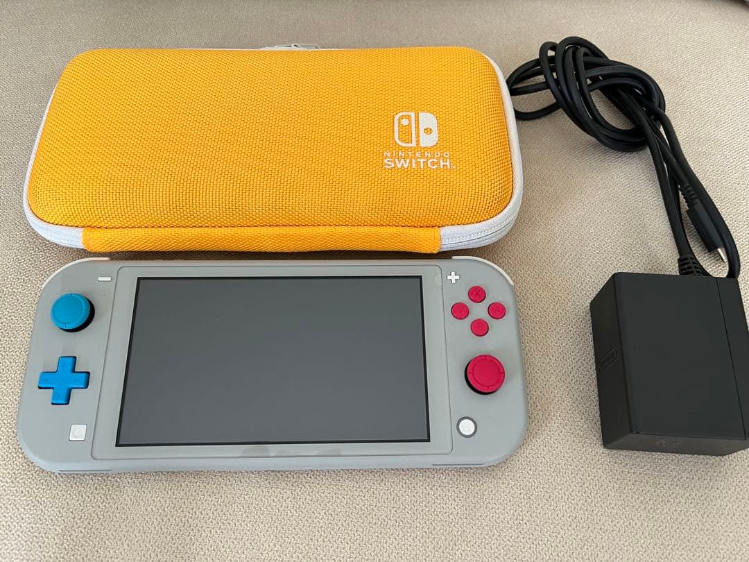 Switch Lite ザシアン・ザマゼンタ　ポケモンモデル