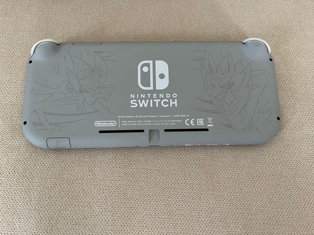 Switch Lite ザシアン・ザマゼンタ　ポケモンモデル