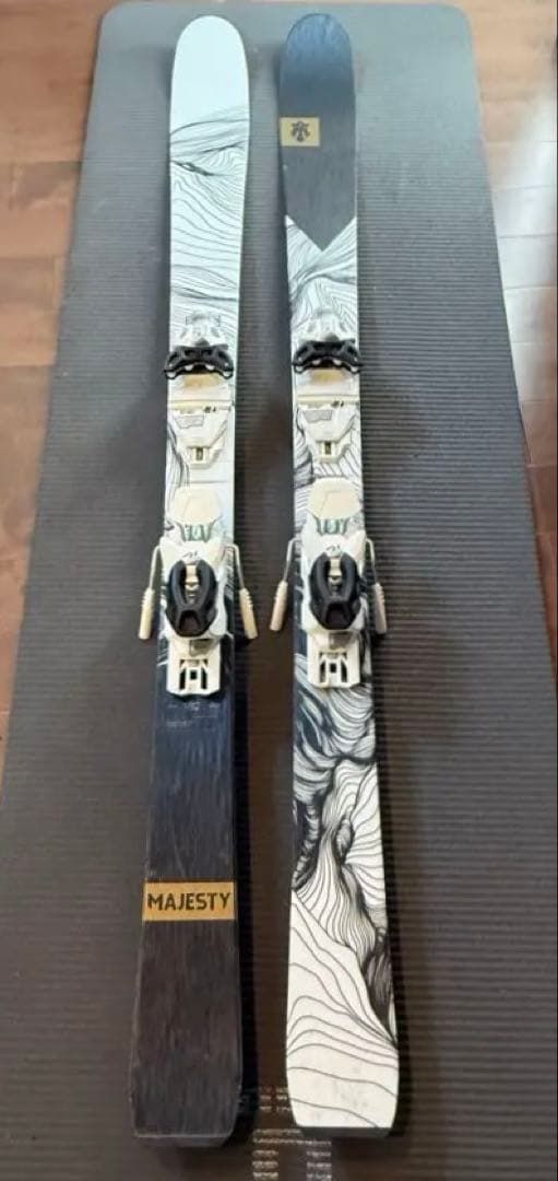 専用　極上品⭐︎MAJESTY スキー板 金具セット162㎝　フルチューン済　￼