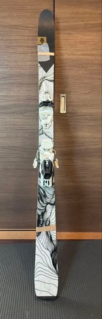 専用　極上品⭐︎MAJESTY スキー板 金具セット162㎝　フルチューン済　￼