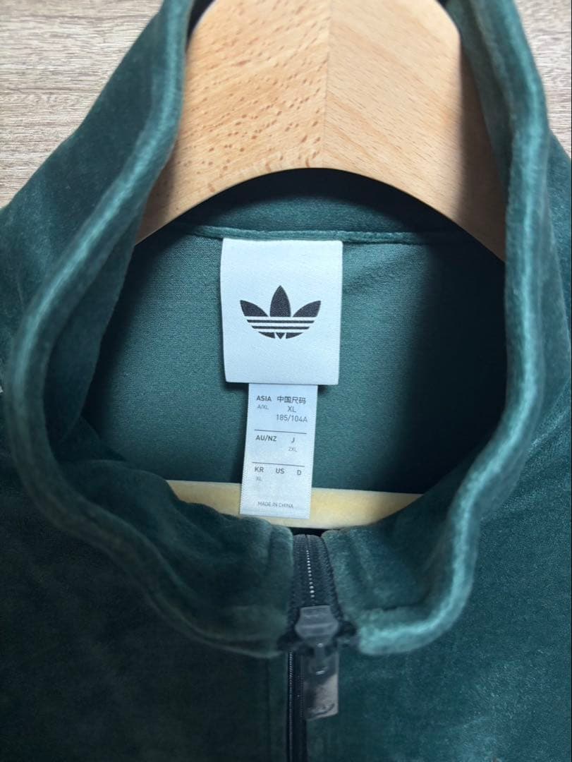 アディダス ダークグリーン ベロアトラックジャケット 2XL