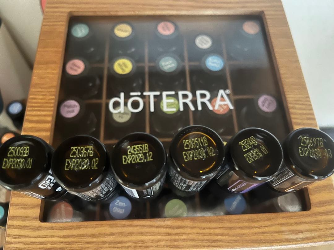 doTERRA ドテラ　感情コントロールブレンド6本セット（正規品、未開封）