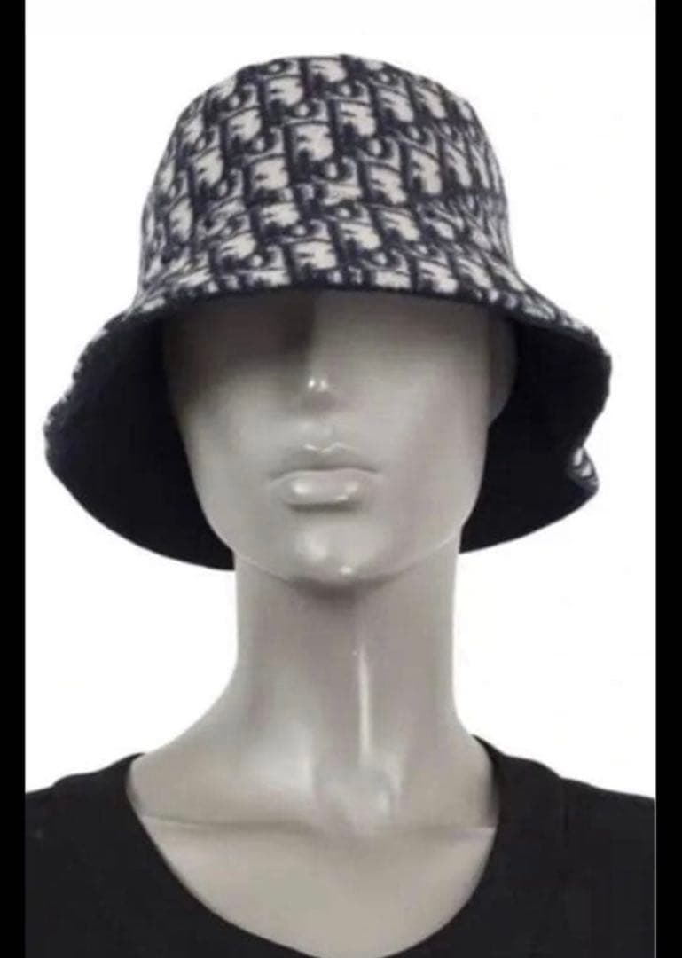 最安値DIORリバーシブルバケットハット