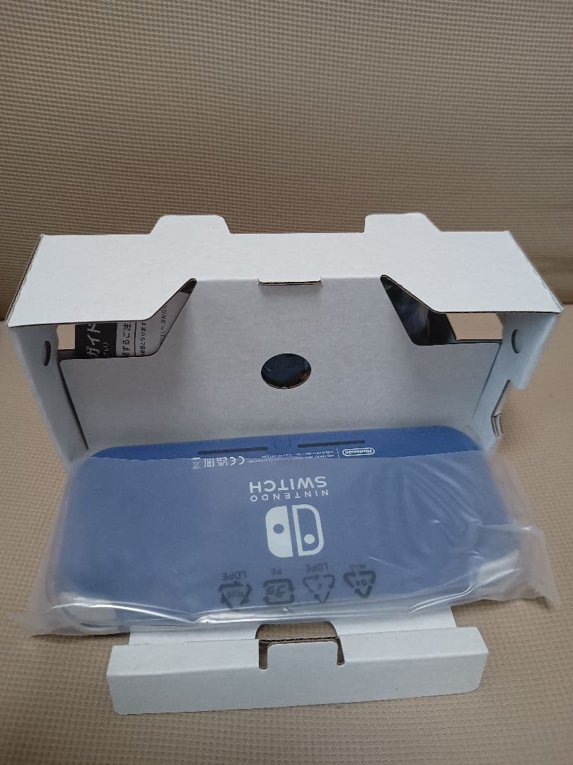 スイッチライト　新品未使用