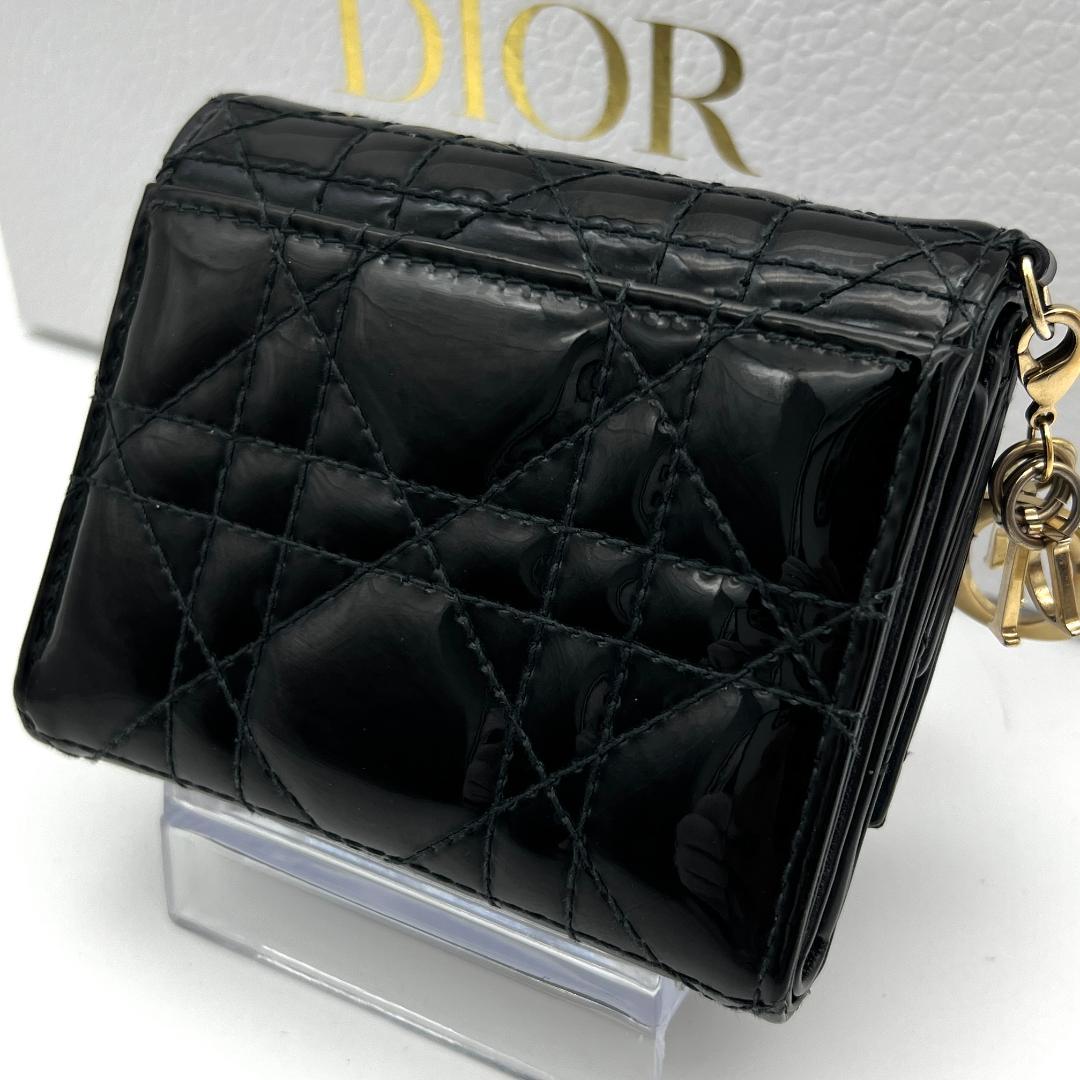 レディディオール カナージュ ロータスウォレット パテント ブラック A755