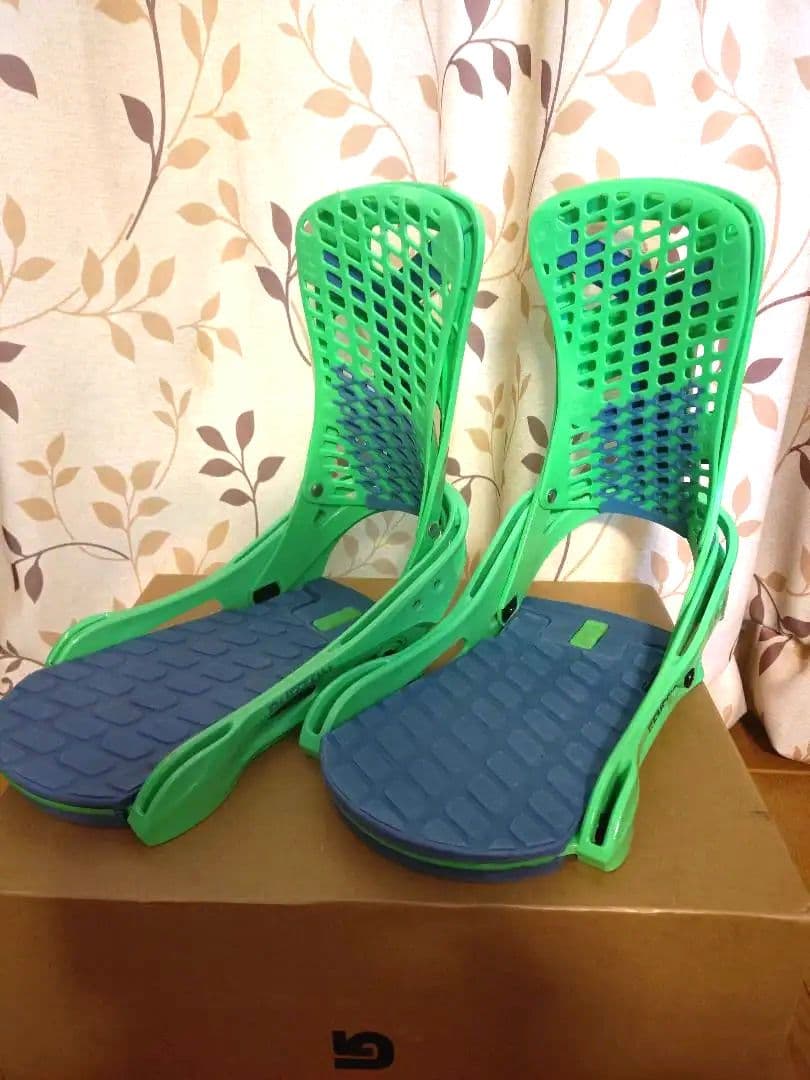 スノーボードバインディング　GENESIS