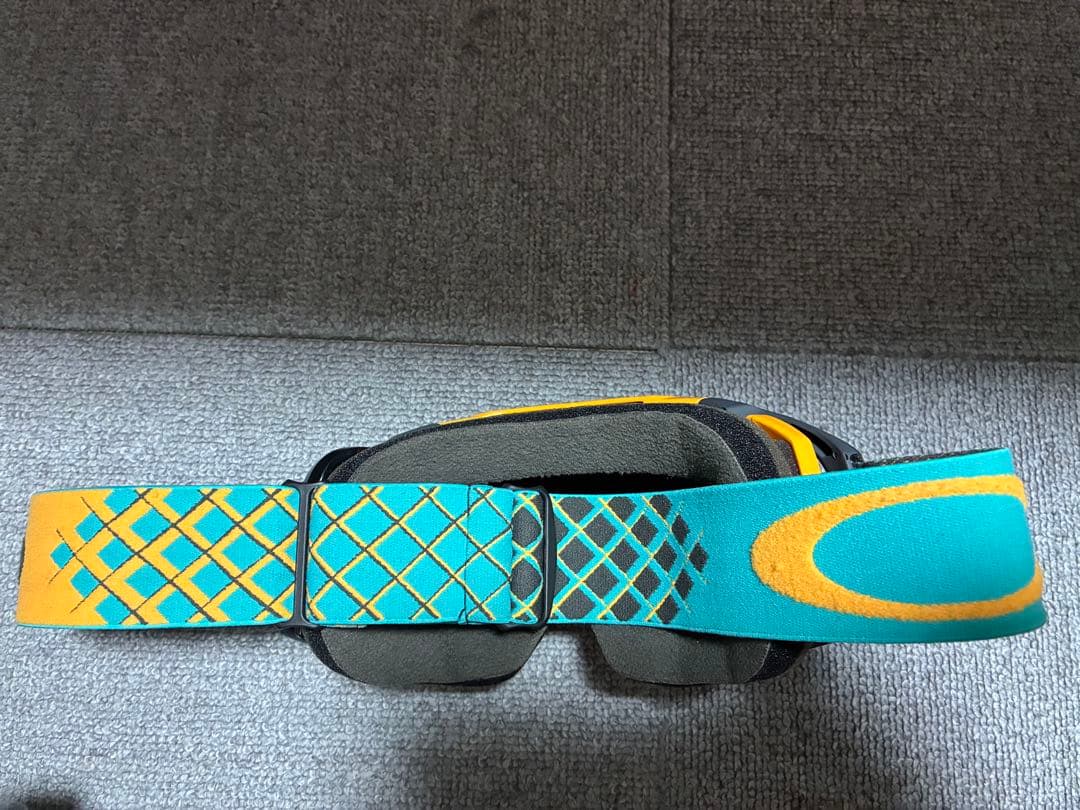 Oakley スキー・スノーボード用ゴーグル