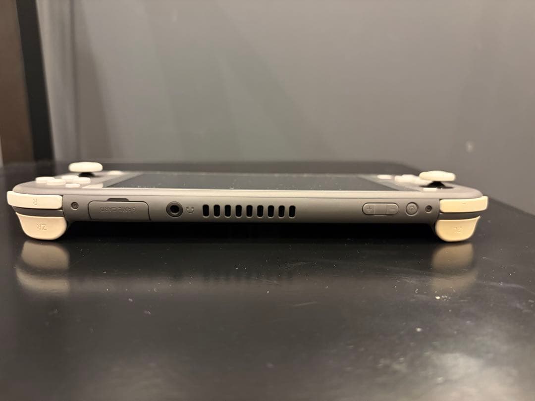 ミニトマトさん専用　Nintendo Switch Lite グレー 充電器付き