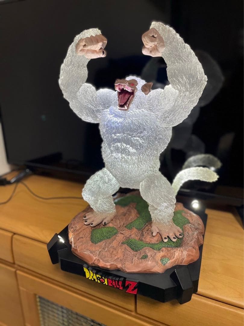 ドラゴンボール　大猿フィギュア